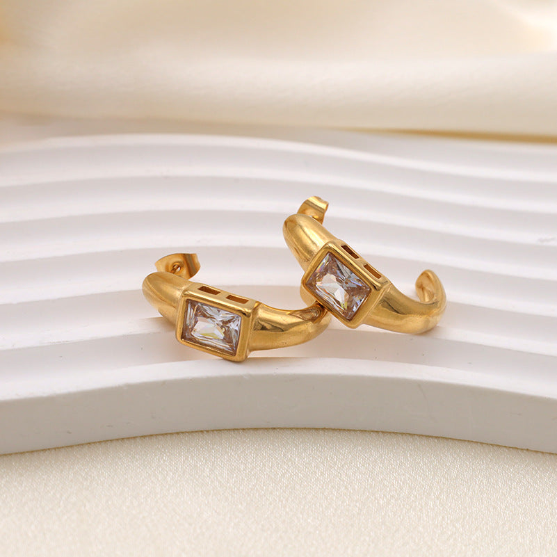 Arc Zircon Stud Earrings